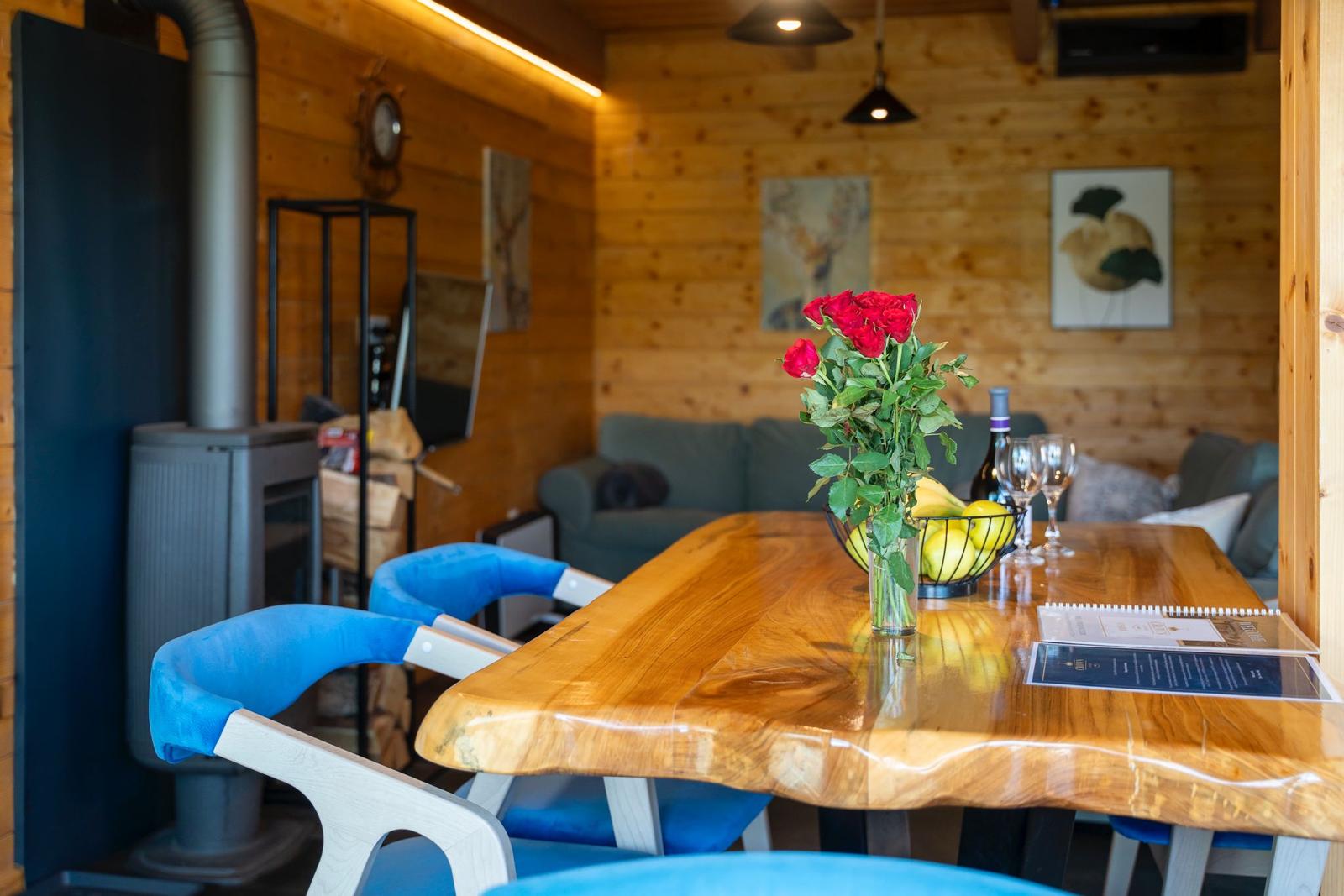 Prodajem kucu/posao na Zlatiboru 3.0 LUX 90m2