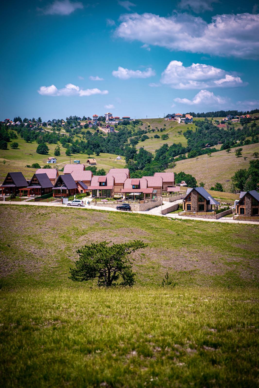 Prodajem kucu/posao na Zlatiboru 3.0 LUX 90m2