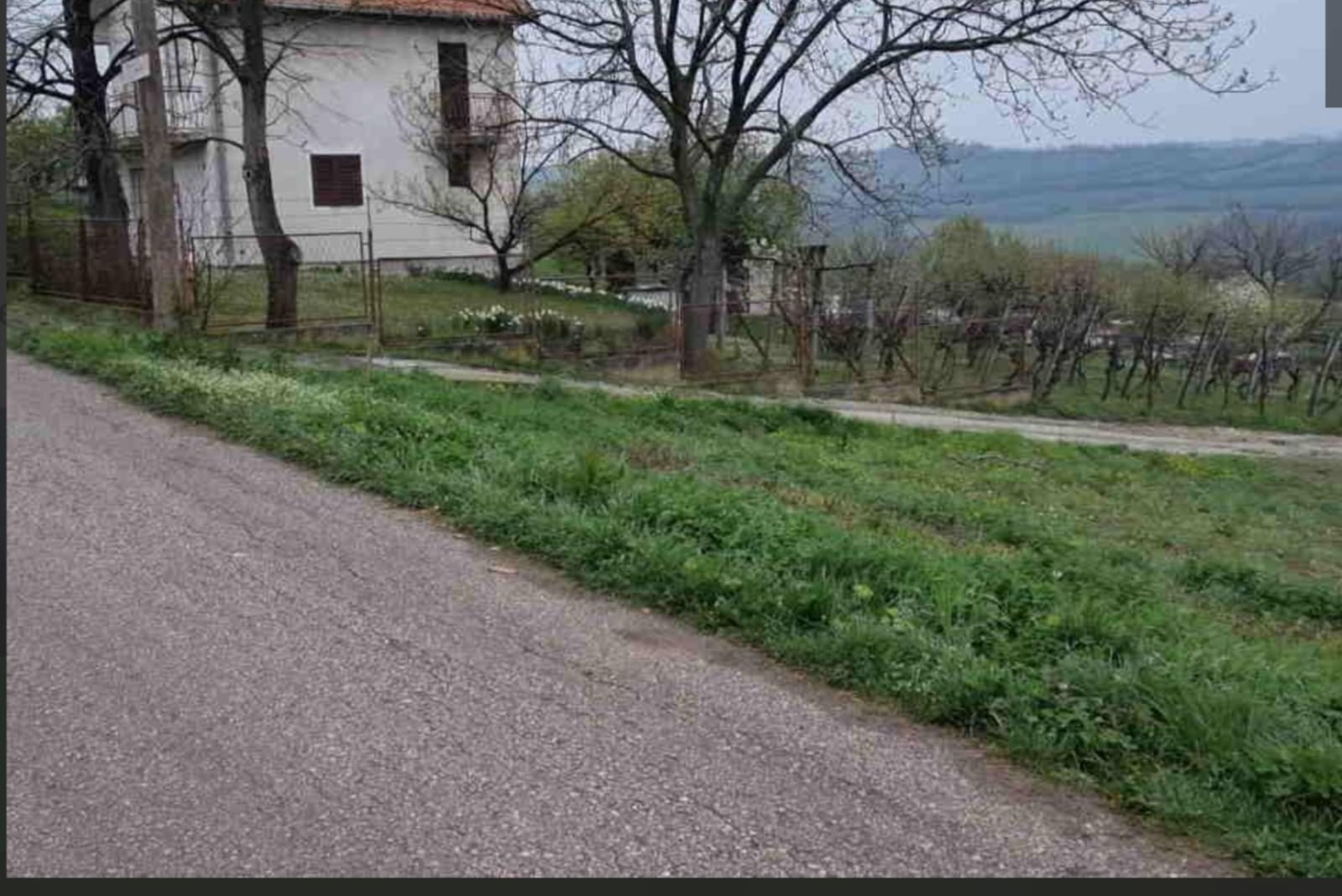 Prodajem plac okolina Beograda - Drazevac