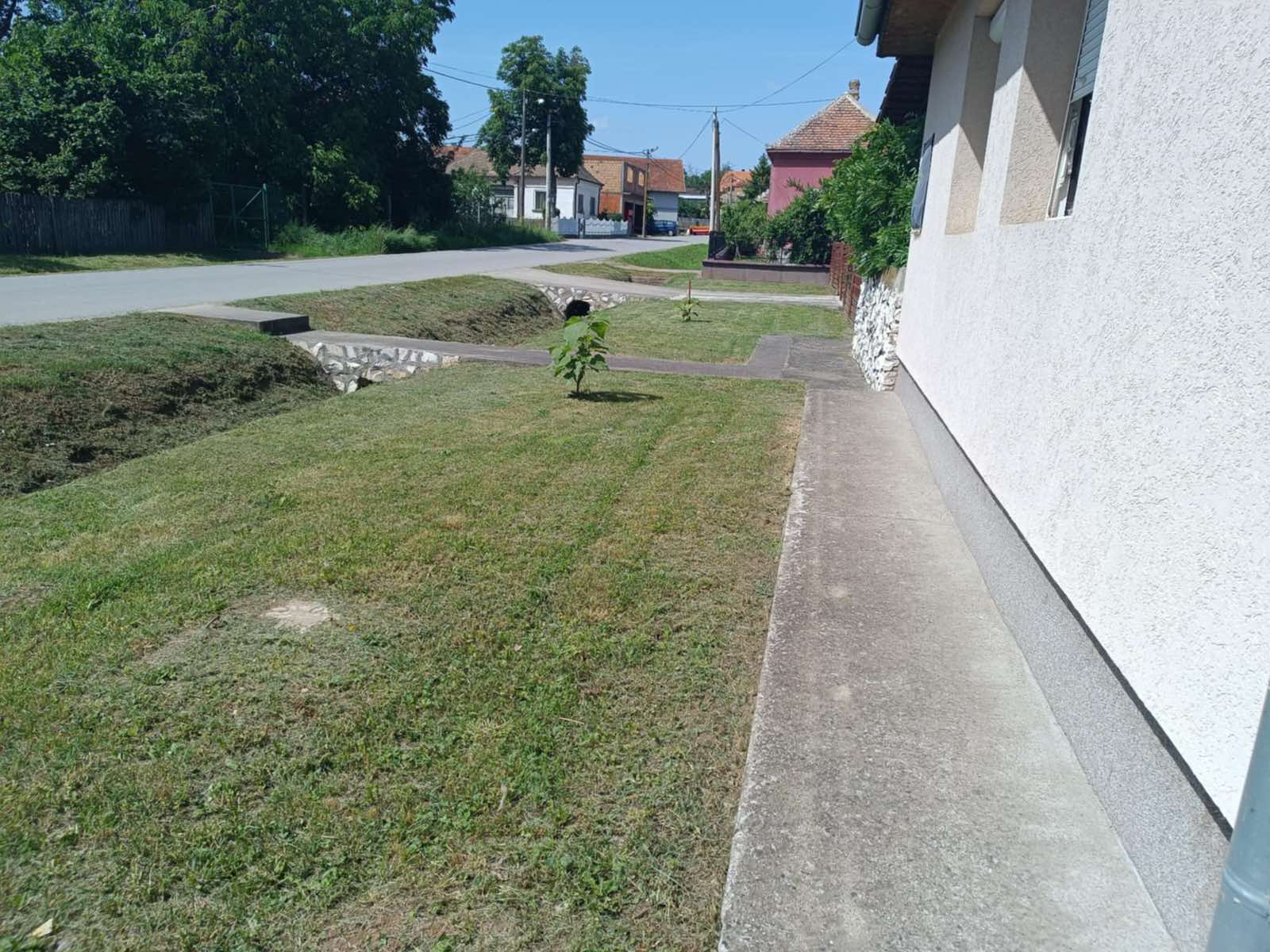 a prodaju kuća u centru Kusadka
