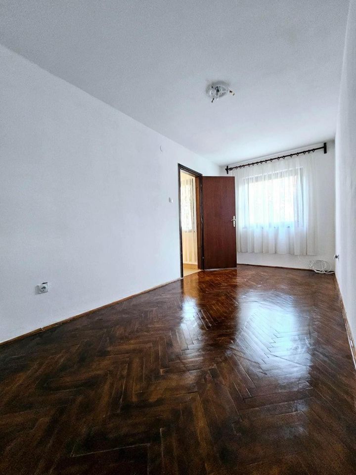 Na prodaju jednosoban stan u prizemlju u naselju Gomila, Herceg Novi