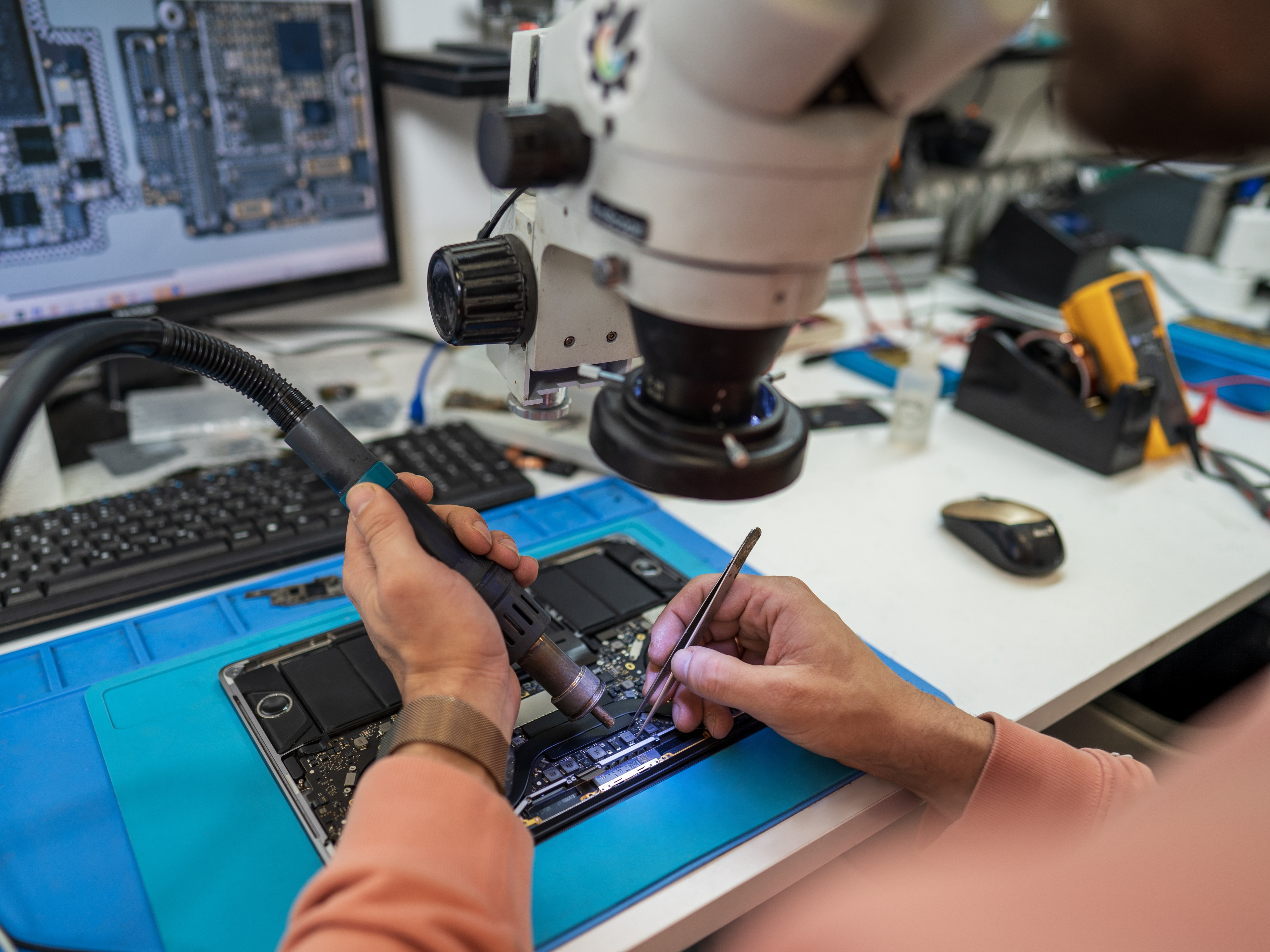 MacBook, iPhone, Apple Watch, iPad - Najkompletniji servis!