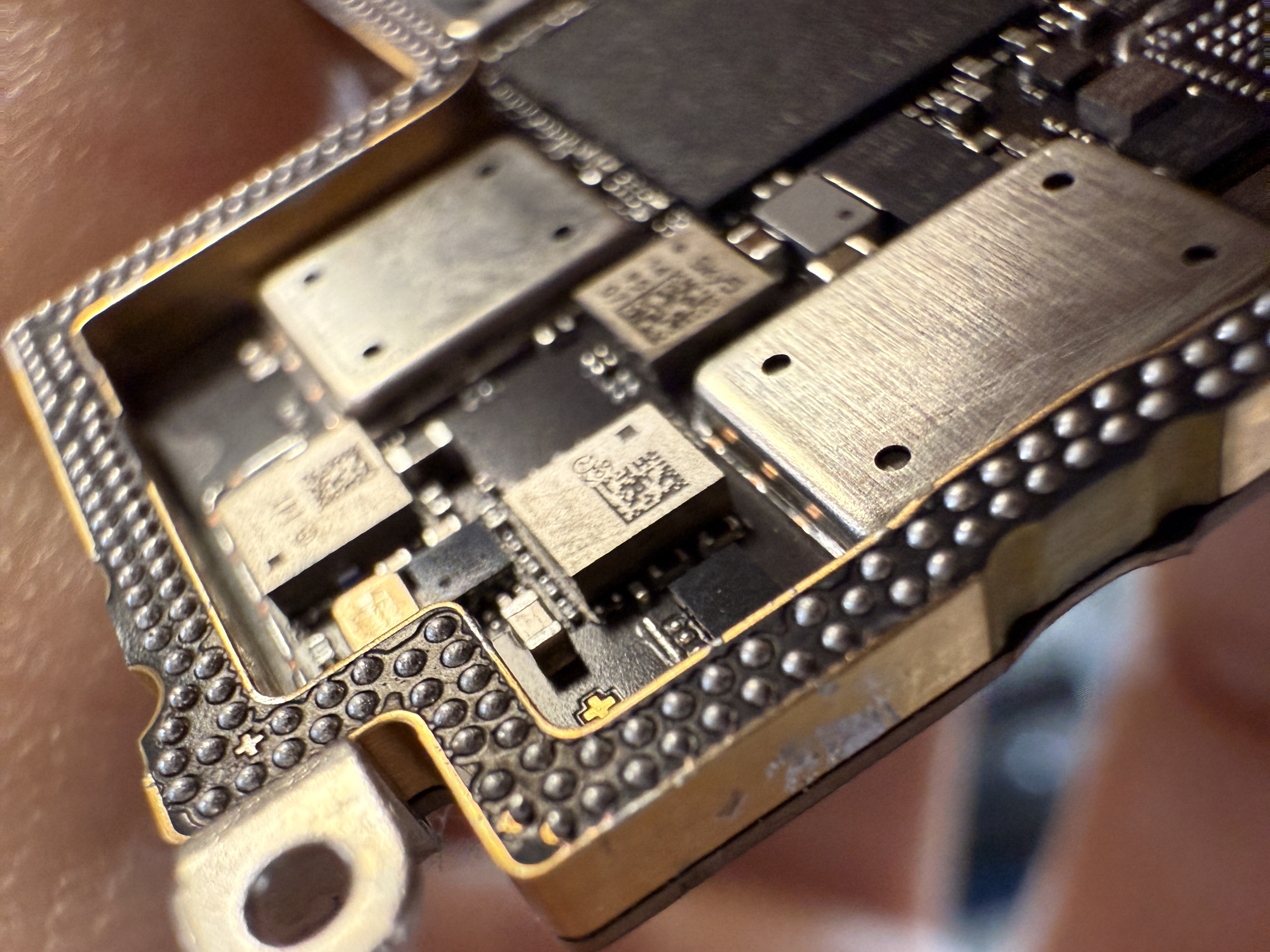 MacBook, iPhone, Apple Watch, iPad - Najkompletniji servis!