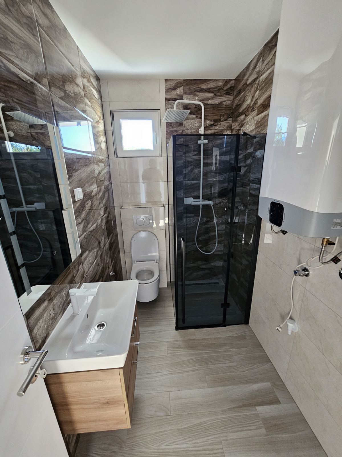 Nova kuća, 150m2, Ležimir, Fruška Gora