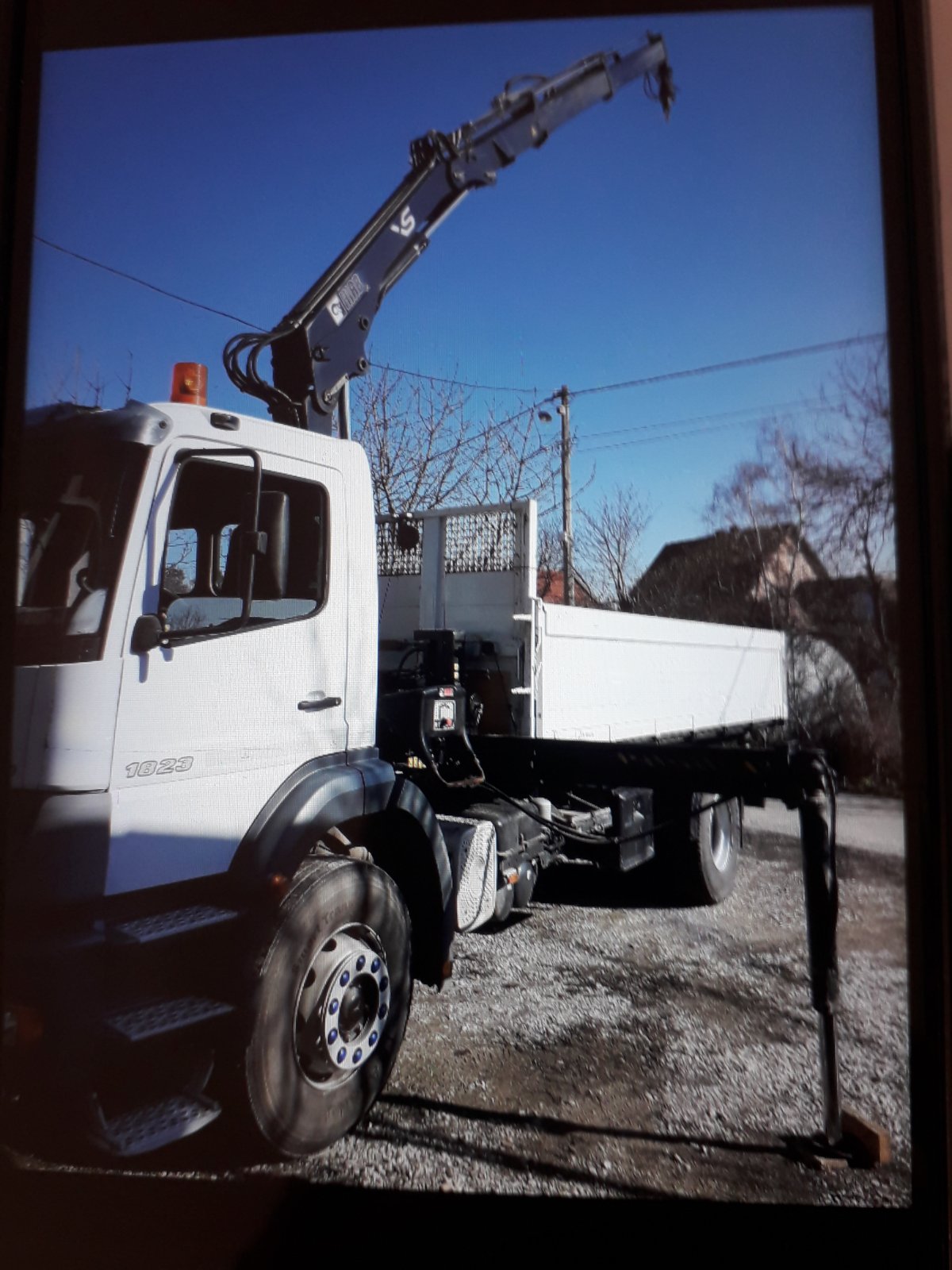Prodajem kamion Mercedes Benz Atego 1823L/4X2, Kiper sa kranom
